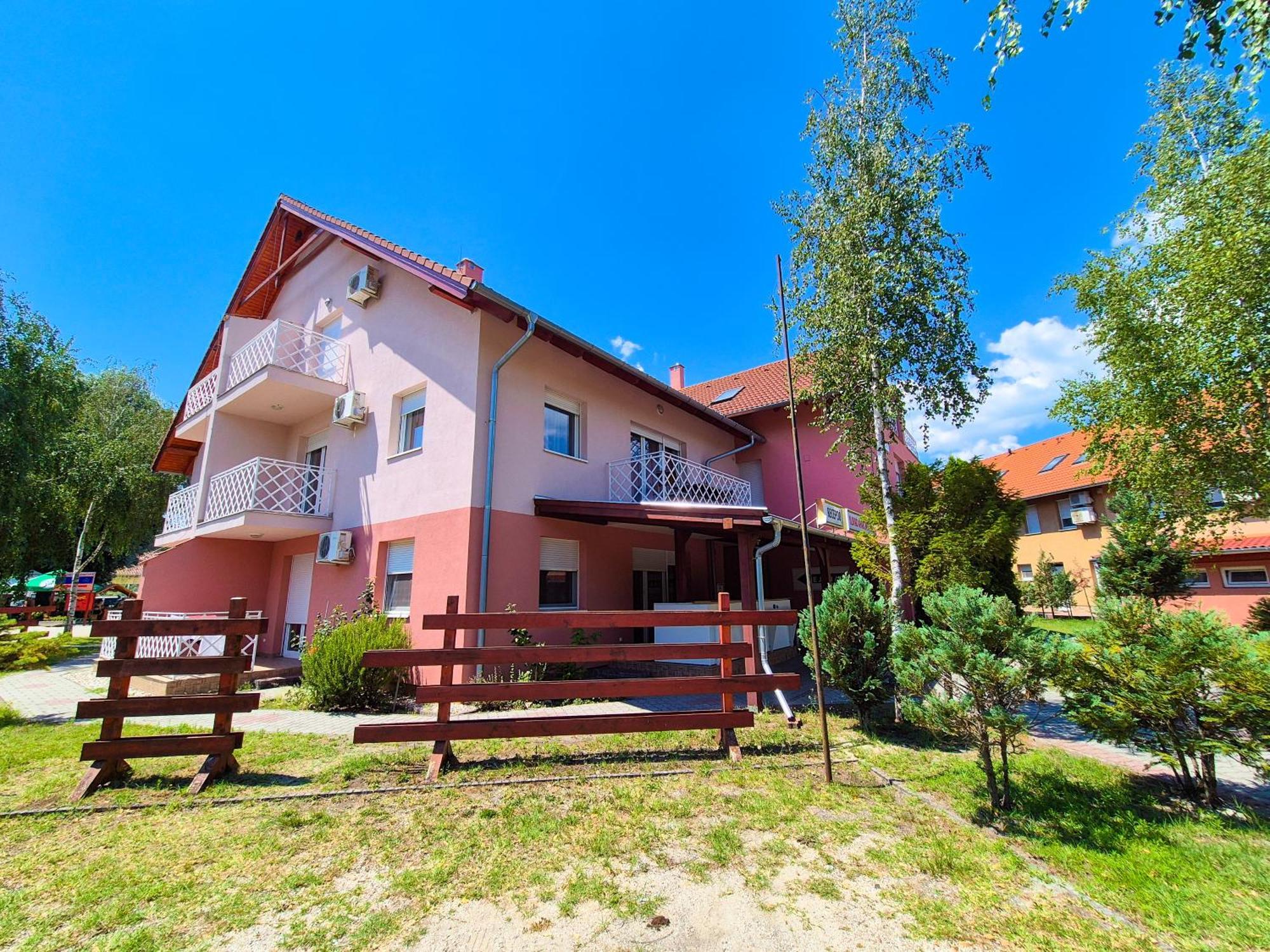 Ildiko Apartmanhaz Zamárdi Eksteriør bilde